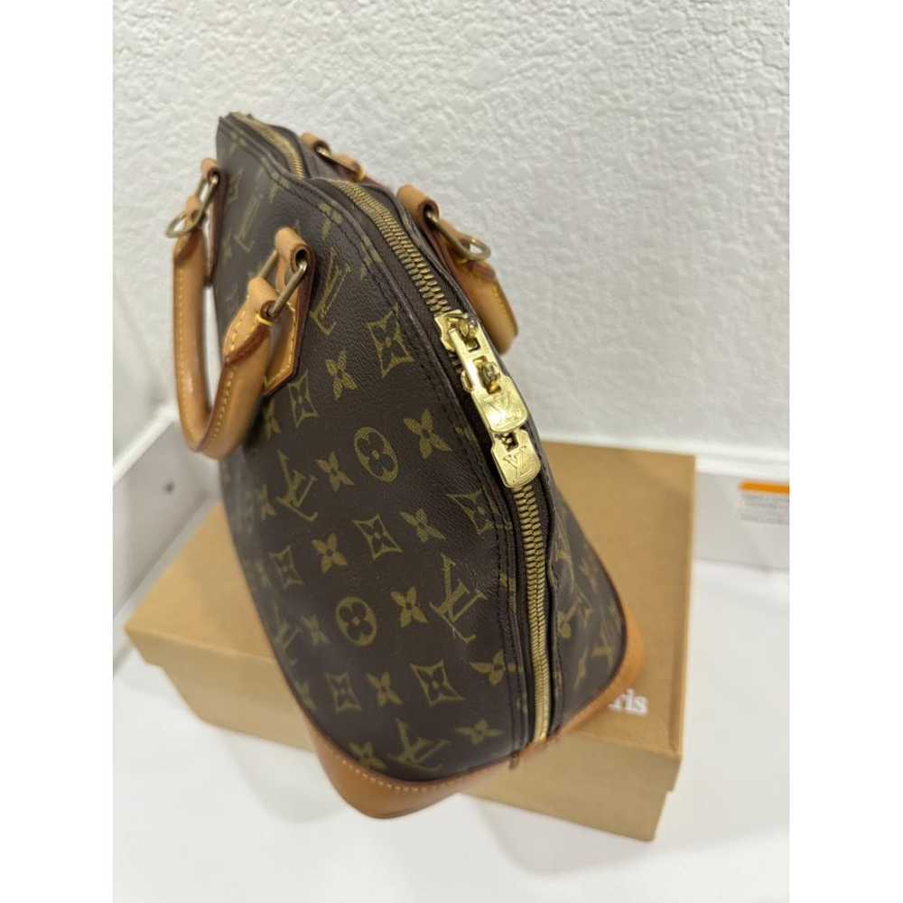 Louis Vuitton Alma leather handbag - image 7