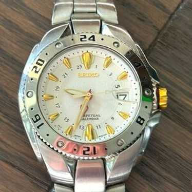 希少!  SEIKO PERPETUAL CALENDER 100M 腕時計 Seiko Men's Perpetual Calendar Watch SNQ010 - Stainless