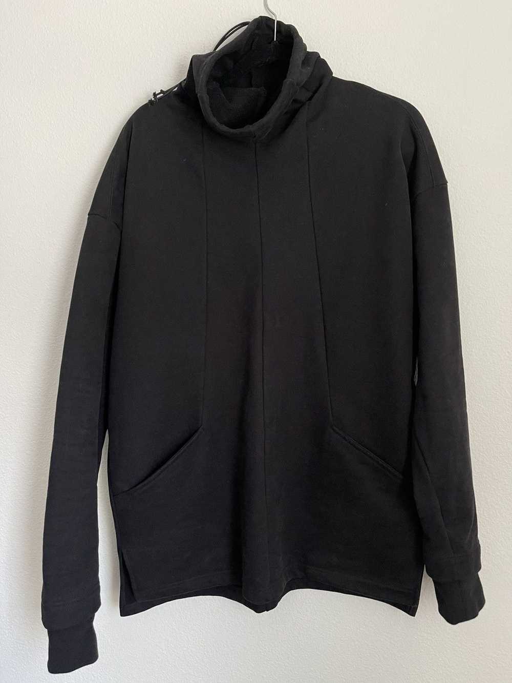 The Viridi-anne Like New, Black Masked Neck Sweat… - image 5