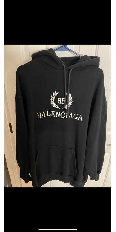 Balenciaga Balenciaga hoodie size xs fits like lar