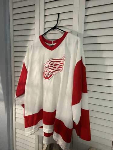 Ccm Vintage Detroit Redwings hockey jersey