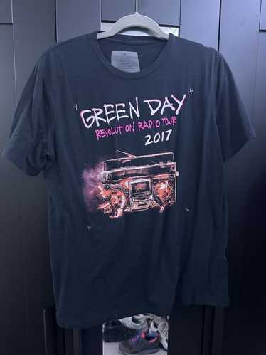 Vintage Green Day Revolution Radio Tour 2017 Tee