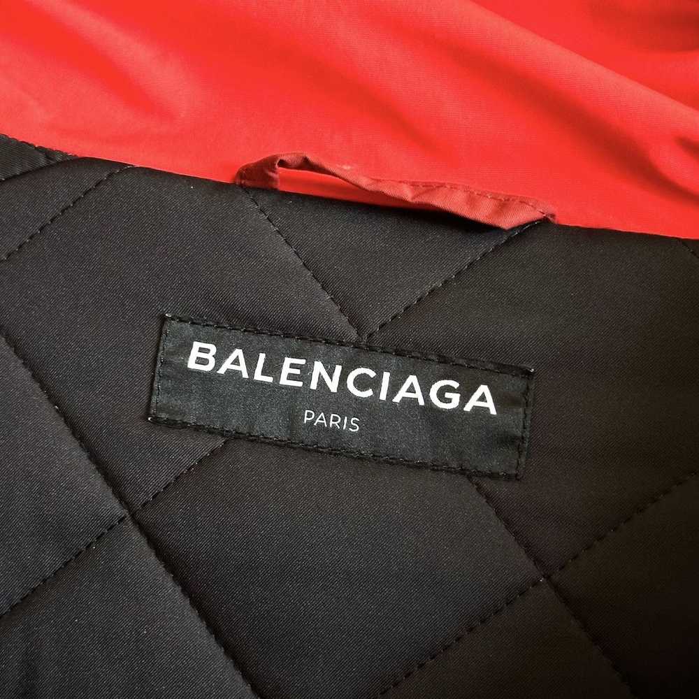 Balenciaga Runway SS18 Oversized Quilted Shell Ja… - image 10