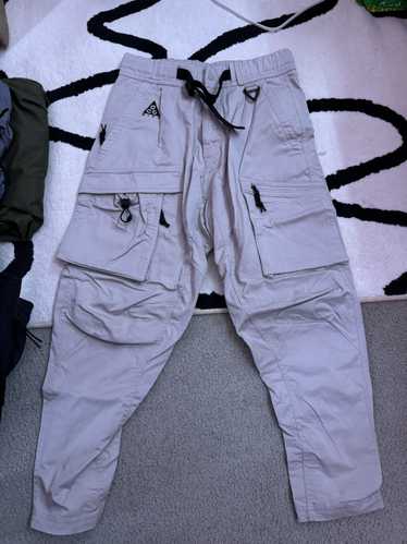 Nike ACG Nike ACG Cargo Pants Particle Grey XS - image 1