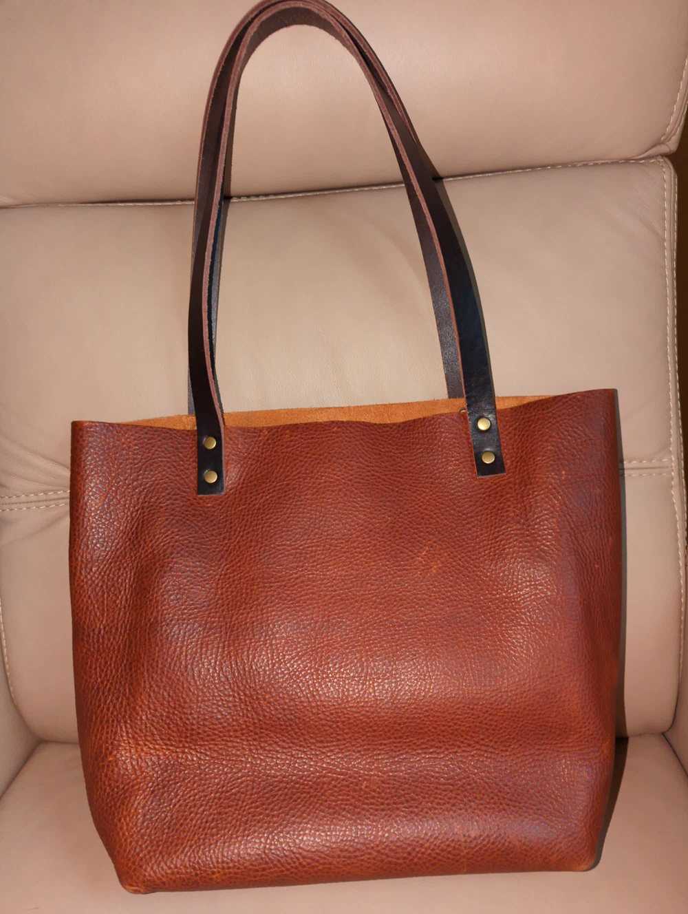 Portland Leather Medium Sedona Classic Tote - image 2