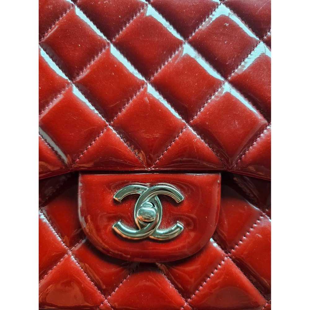 Chanel Timeless/Classique patent leather crossbod… - image 8