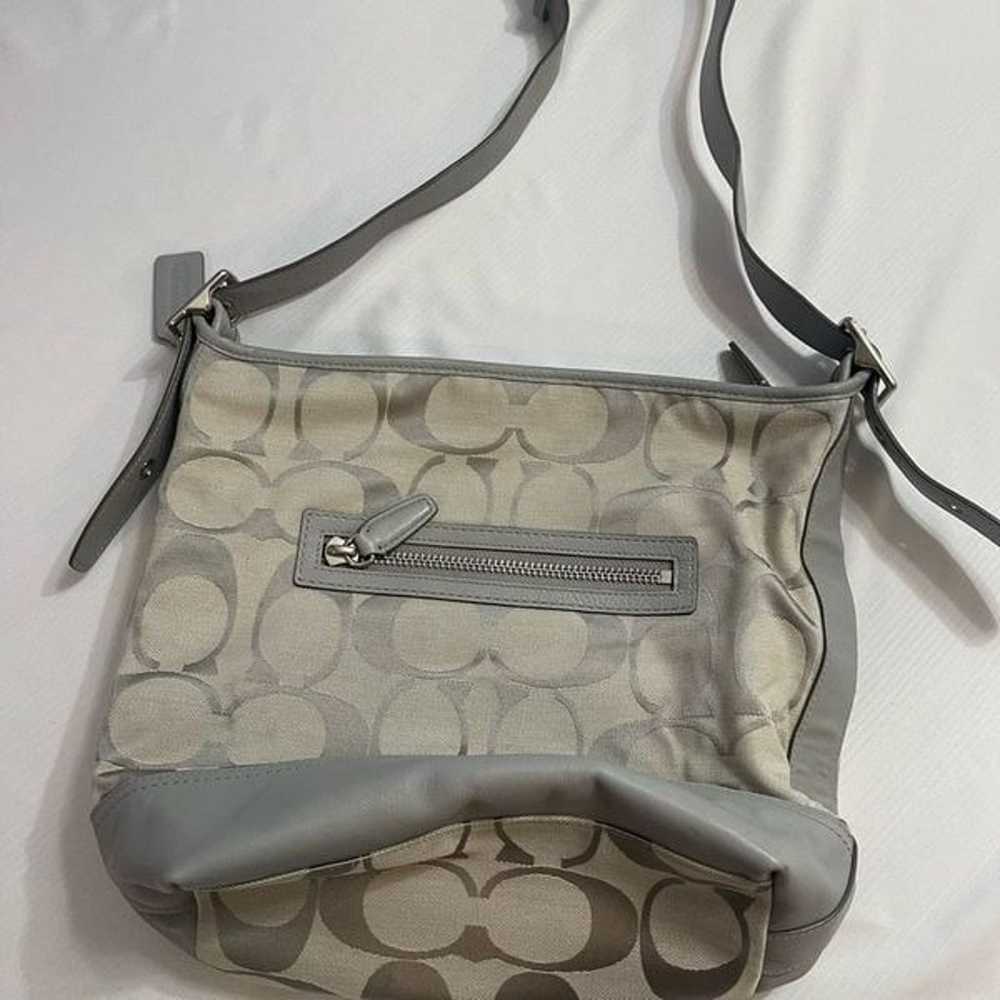 Coach Legacy Sig Gray Jacquard Leather Trim Hobo … - image 9