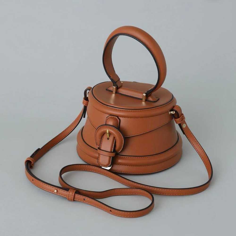 【Almost New】olu. Round Retro Box Bag - image 1