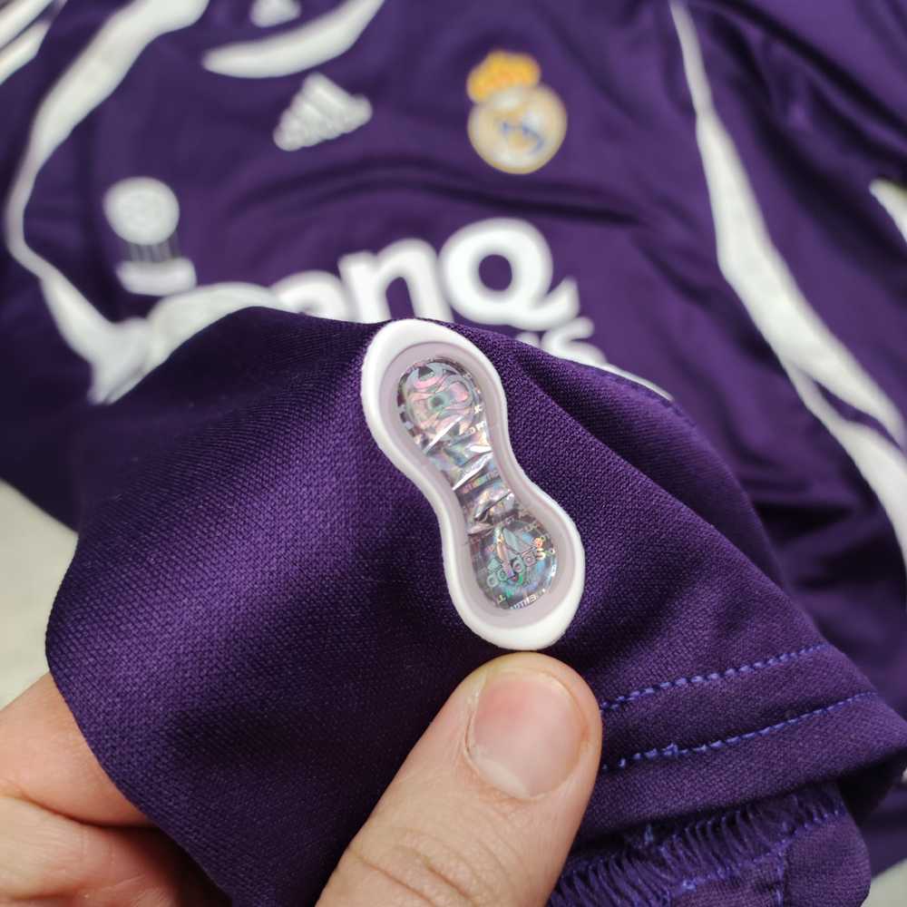 Rare × Real Madrid × Soccer Jersey RARE 2006 Real… - image 5