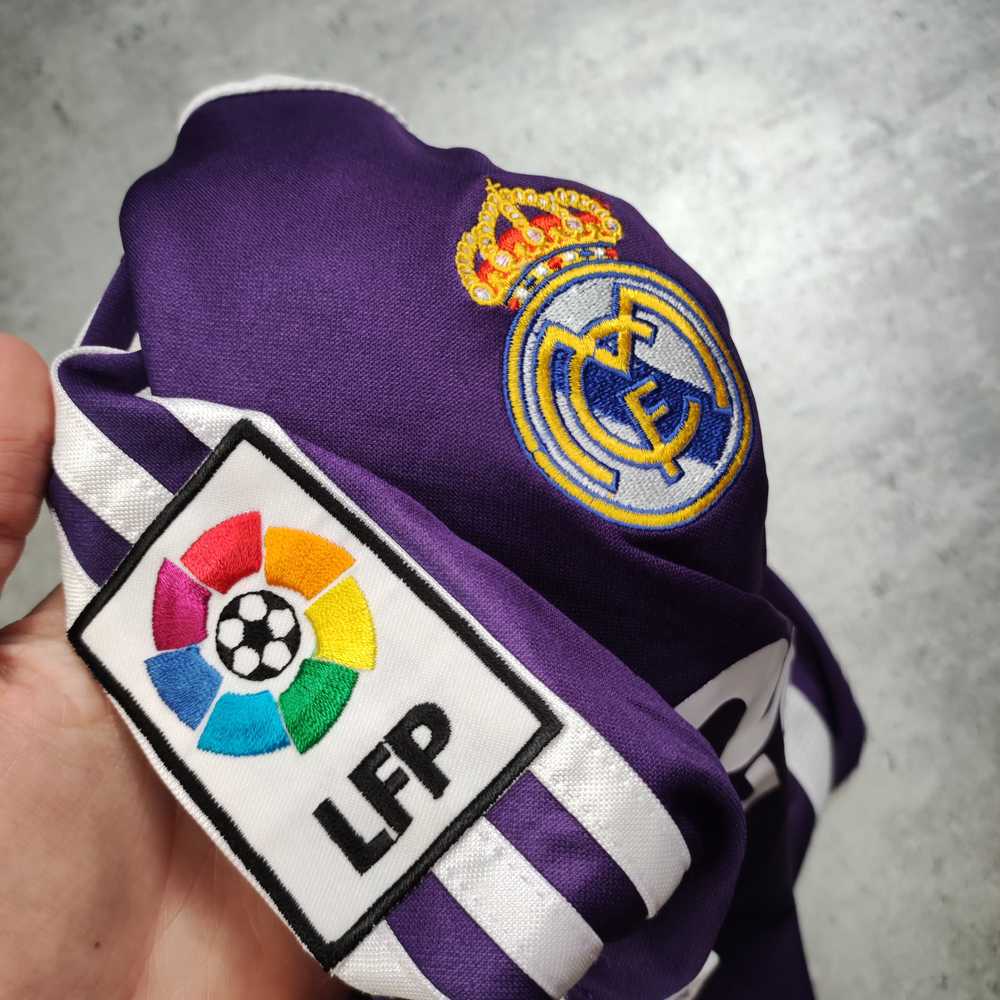 Rare × Real Madrid × Soccer Jersey RARE 2006 Real… - image 6