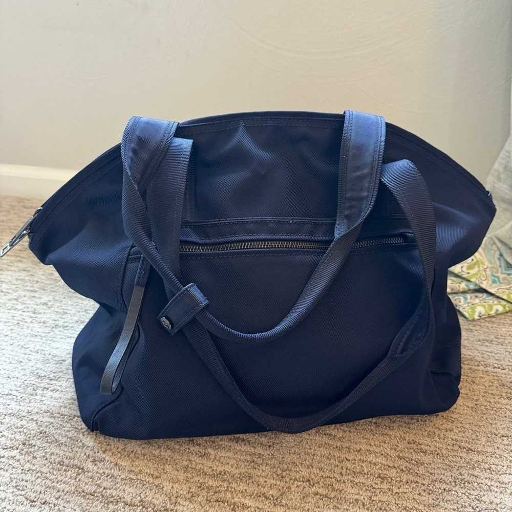 Lululemon Navy Blue Yoga Gym Bag NWOT - image 1