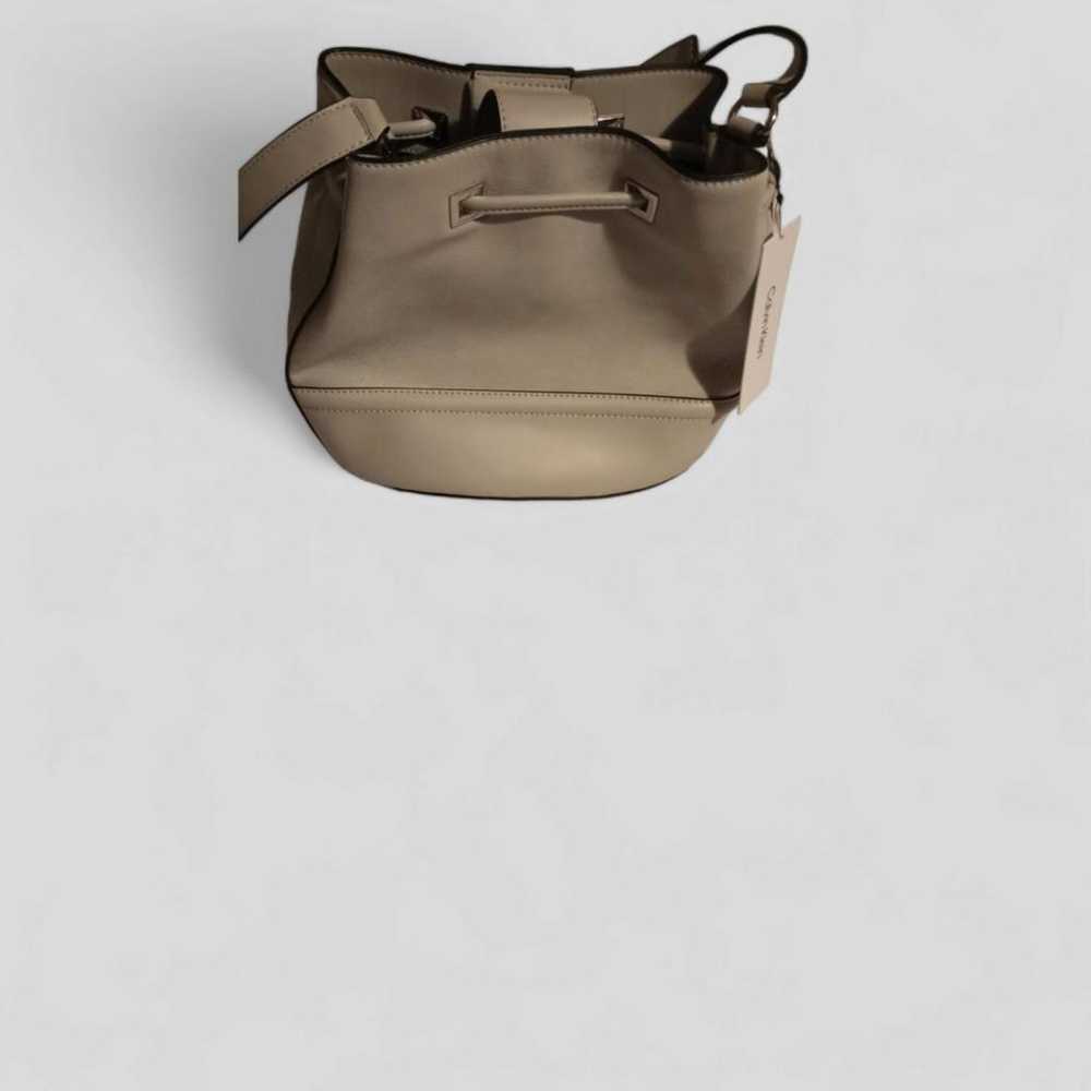 Calvin Klein Leather crossbody bag - image 2