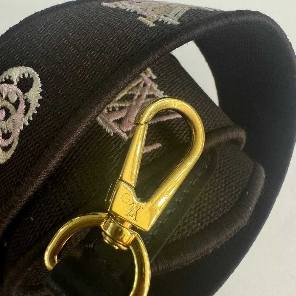 Lv black strap Authentic comes with a cloth bag - image 2