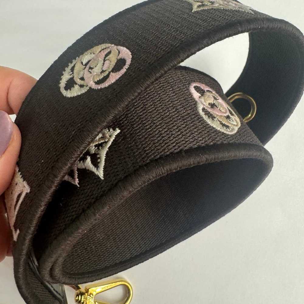 Lv black strap Authentic comes with a cloth bag - image 3