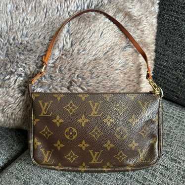 Louis Vuitton Pochette Accessoires