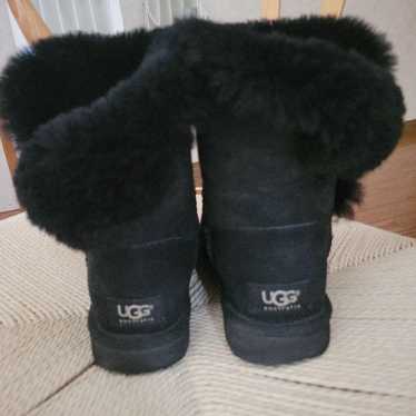 UGG Australia Mini Bailey Button Sheepskin Boots … - image 1