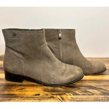 Vince Camuto Women’s Gray Leather Ankle Boots Size