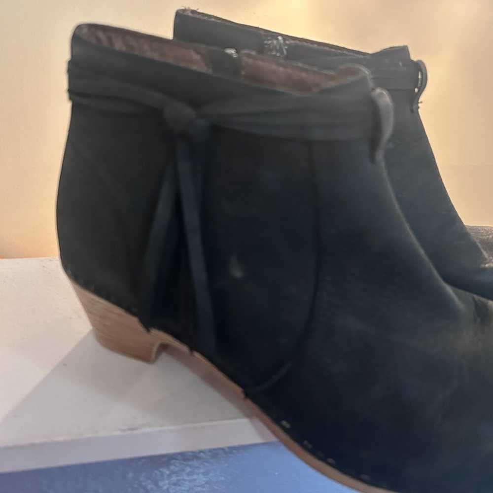 Women’s Dansko Boots size 37 - image 2