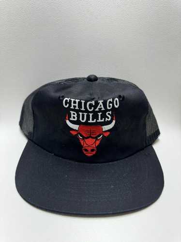 NBA Vintage 80s 90s NBA Chicago Bulls Trucker Snap