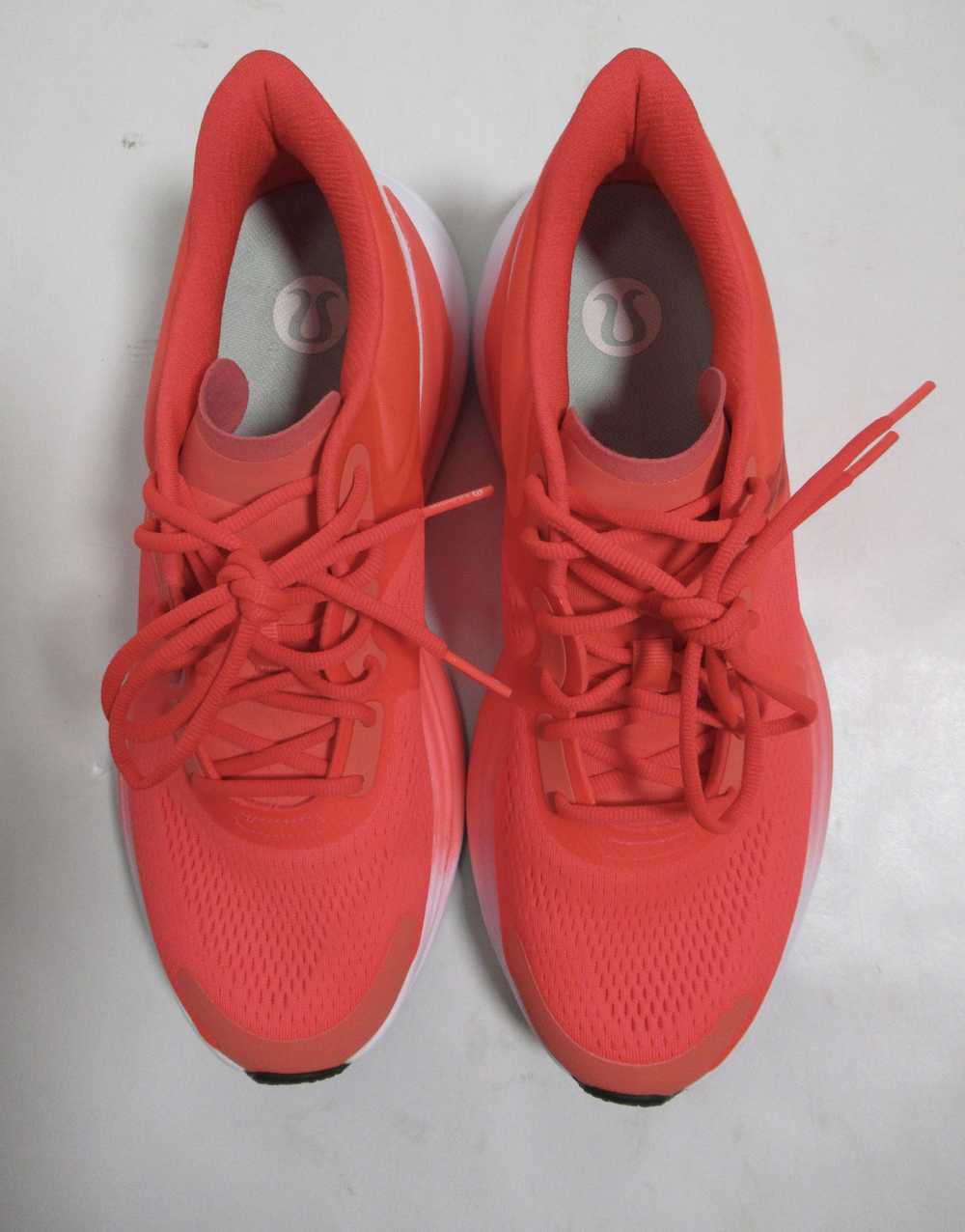 Lululemon Lululemon Blissfeel Running Shoe Flare … - image 3