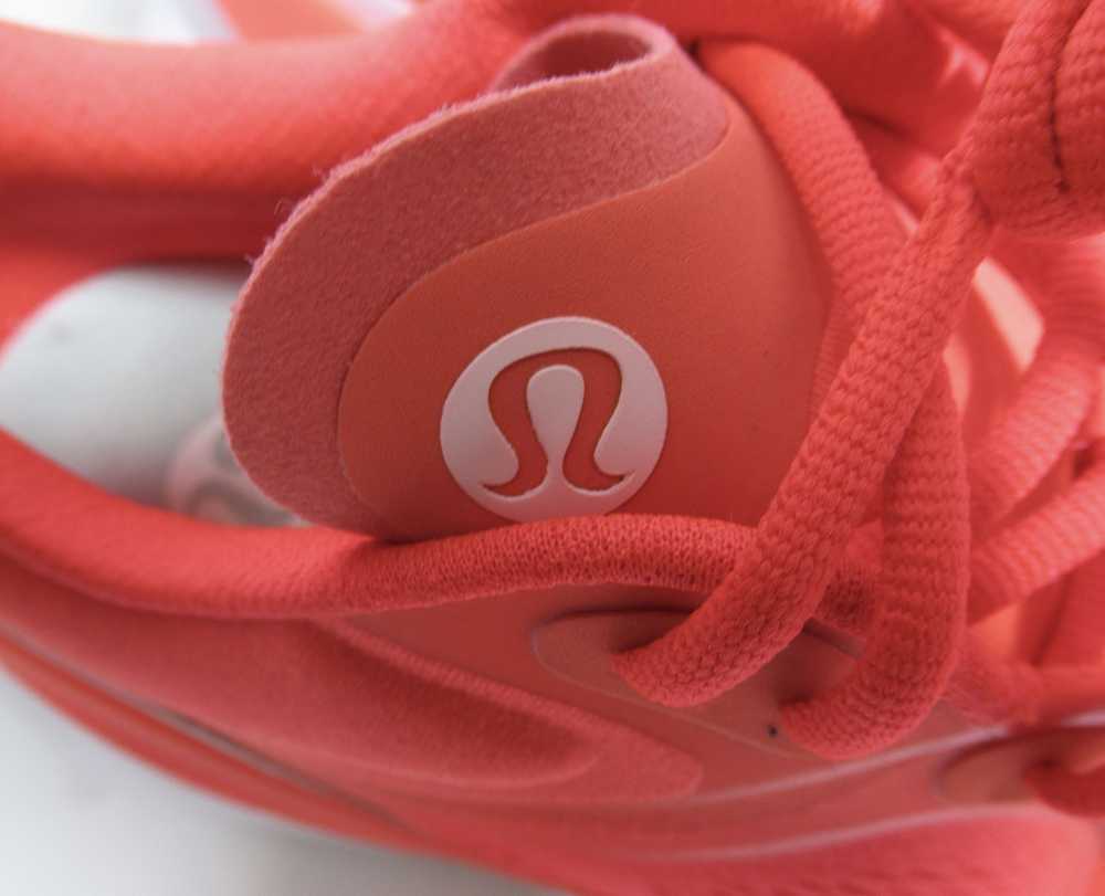 Lululemon Lululemon Blissfeel Running Shoe Flare … - image 4