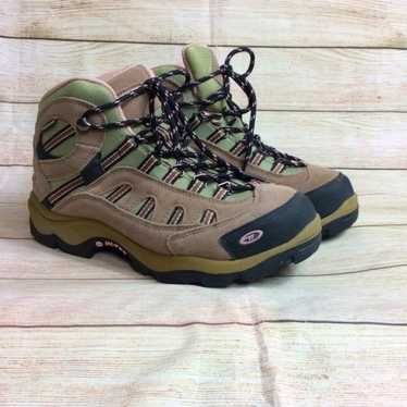 Hi-Tec Bandera hiking boots. Women’s 10