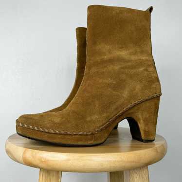 Chunky 90s Style Heeled Suede Boots Tan LINEA PAO… - image 1