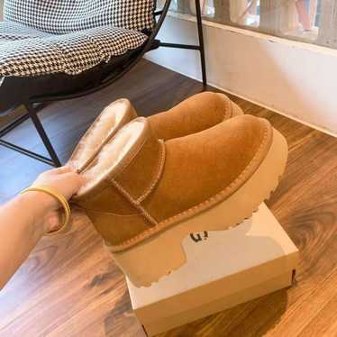 Popular UGG Brown Sheepskin Boots with Thick Sole 