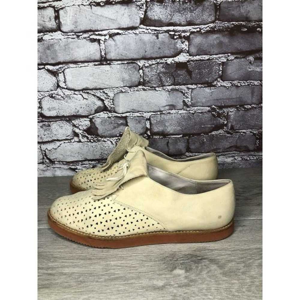 DKNY Beige Nubuck Leather Kiltie Perforated Lace … - image 6