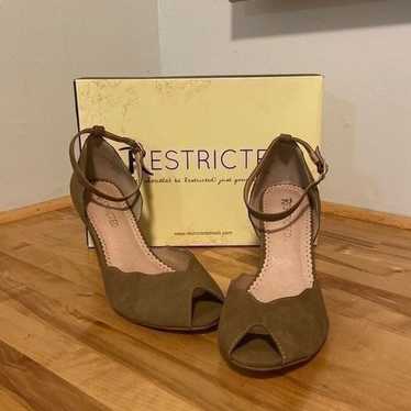 Restricted Taupe Faux Suede Dora Style Peeptoe Ch… - image 1