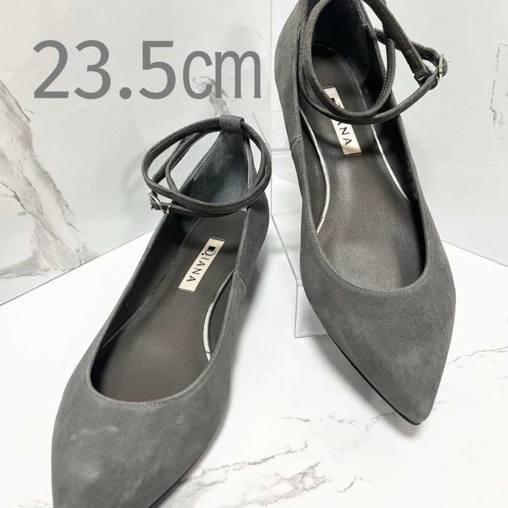 DIANA♡ 23.5cm Gray Suede Pointed Toe Pumps - image 1