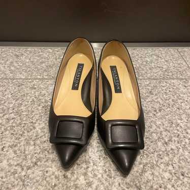 DIANA Black Pointed-Toe Pumps