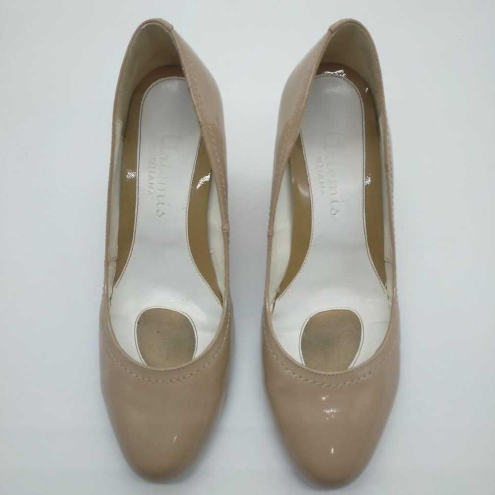 Excellent condition Artemis Diana pumps, size 23.… - image 2