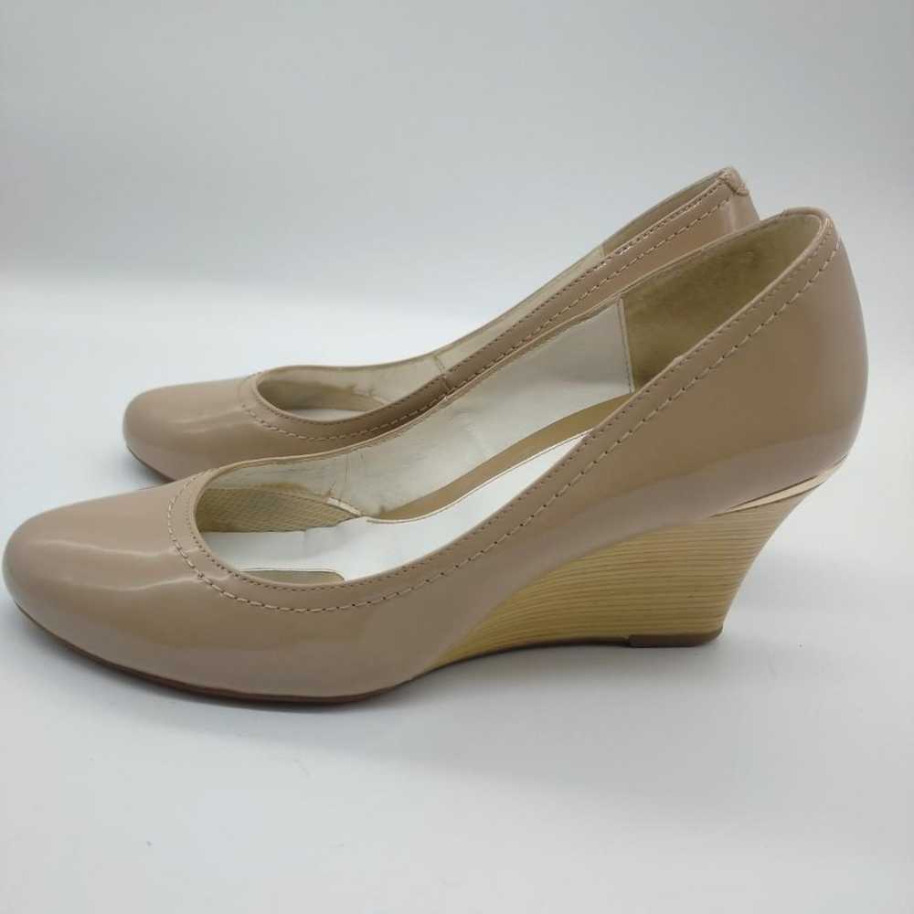 Excellent condition Artemis Diana pumps, size 23.… - image 3