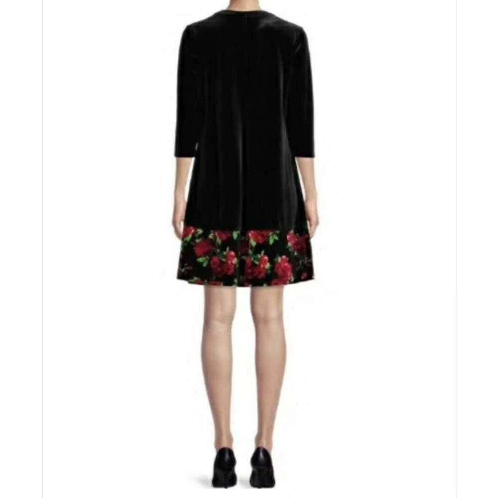 The Pioneer woman black velvet Roses dress size 2… - image 2