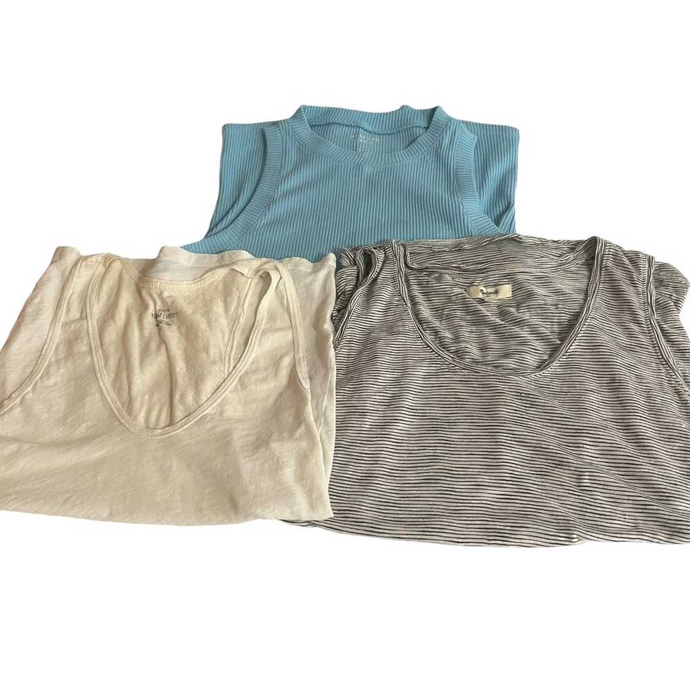 Madewell J. Crew American Eagle Lot of 3 Knit Tan… - image 1