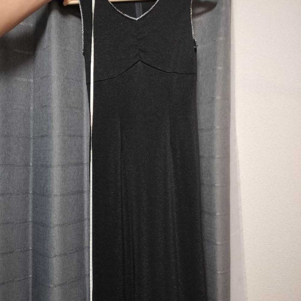 Black sleeveless dress - image 4