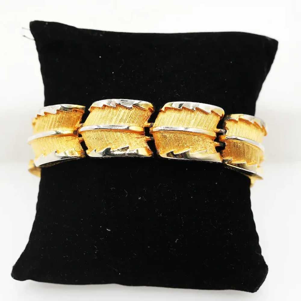 Vintage Hattie Carnegie Gold-Tone Bracelet – Chun… - image 4