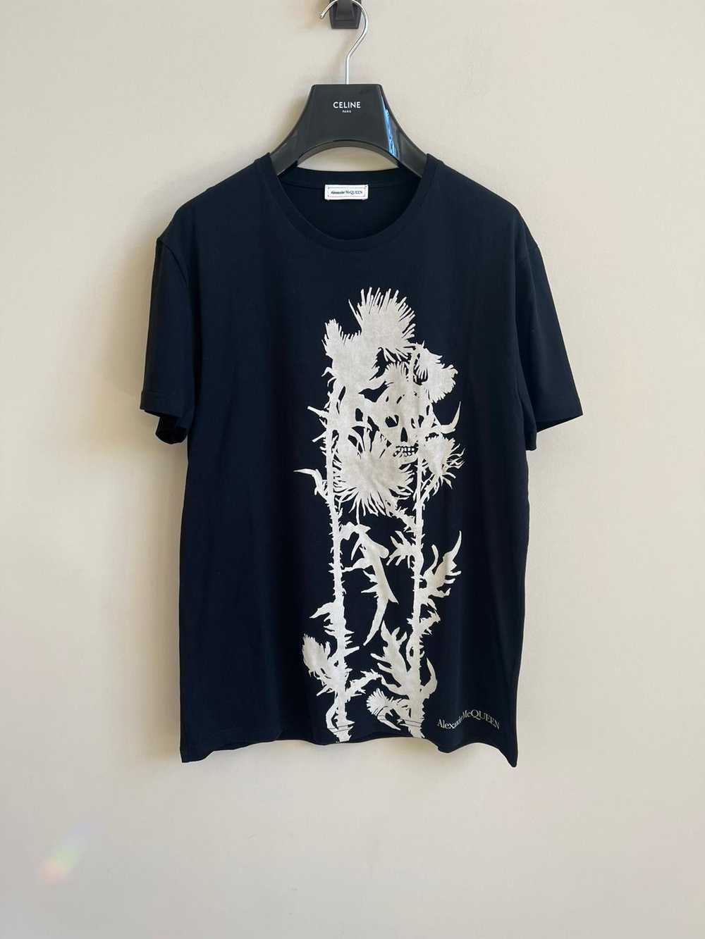 Alexander McQueen T-Shirt in Black - image 4