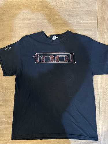 TOOL LOS ANGELES CALIFORNIA バンドTシャツ L相当 TOOL LOS ANGELES CALIFORNIA バンドTシャツ L相当 - メルカリ