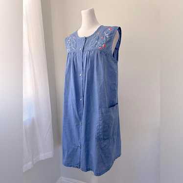 Vintage ‘80s Granada Embroidered House Dress - image 1