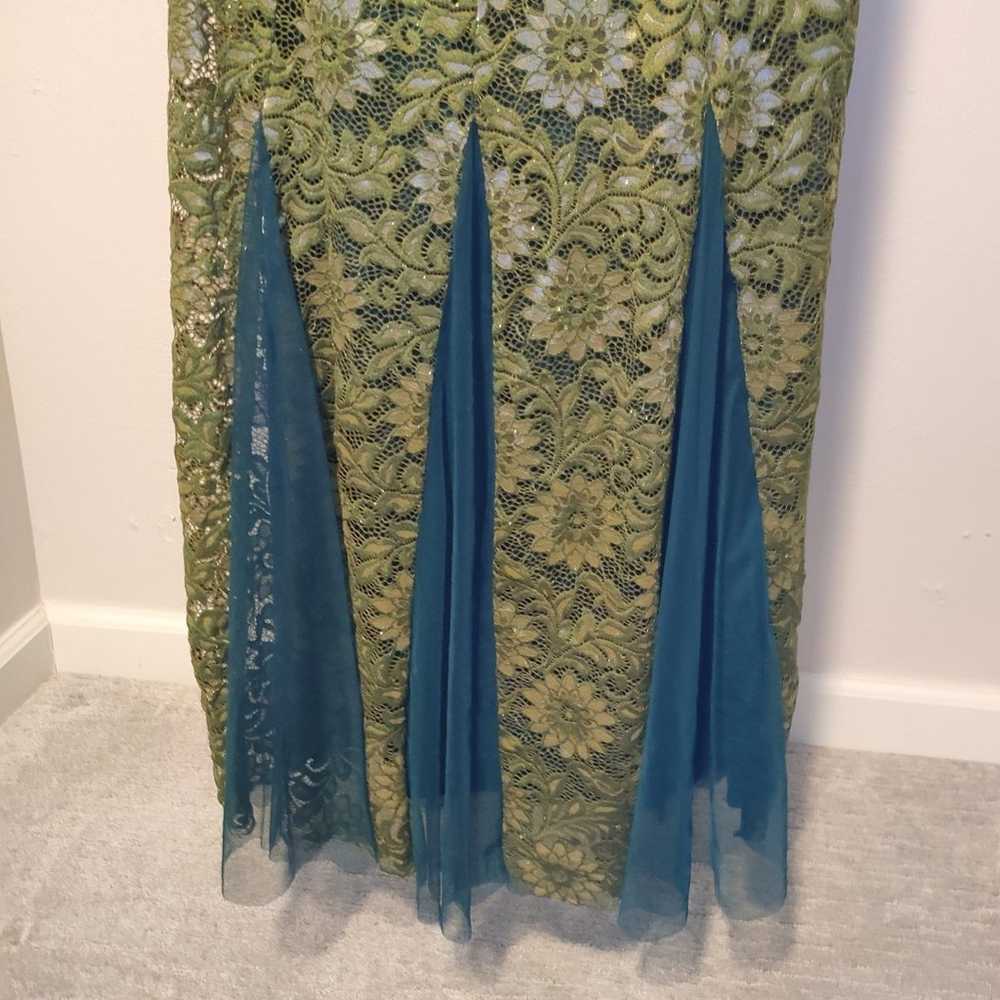 Candalite Stretchy Green and Gold Formal Dress wi… - image 4