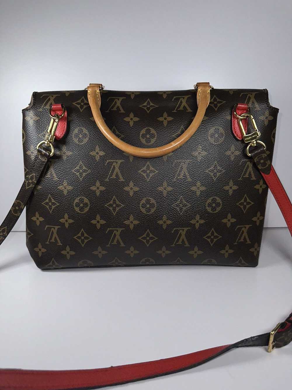 Louis Vuitton Authentic Louis Vuitton Marignan Ha… - image 5