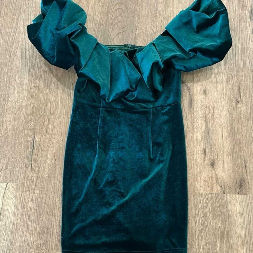 PrettyLittleThing Green Velvet Mini Dress - image 1