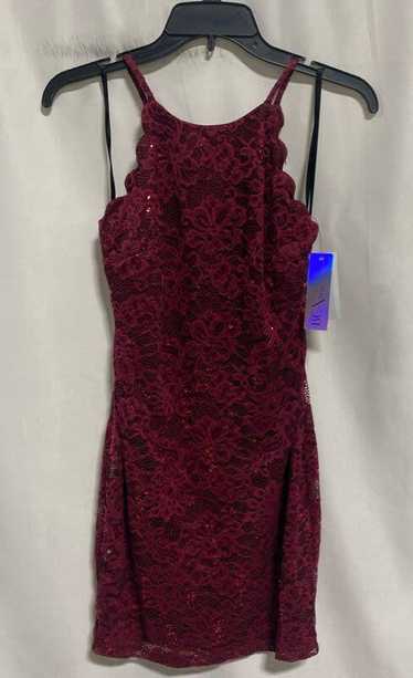 NWT BCX Womens Burgundy Floral Sequin Lace Back Zi