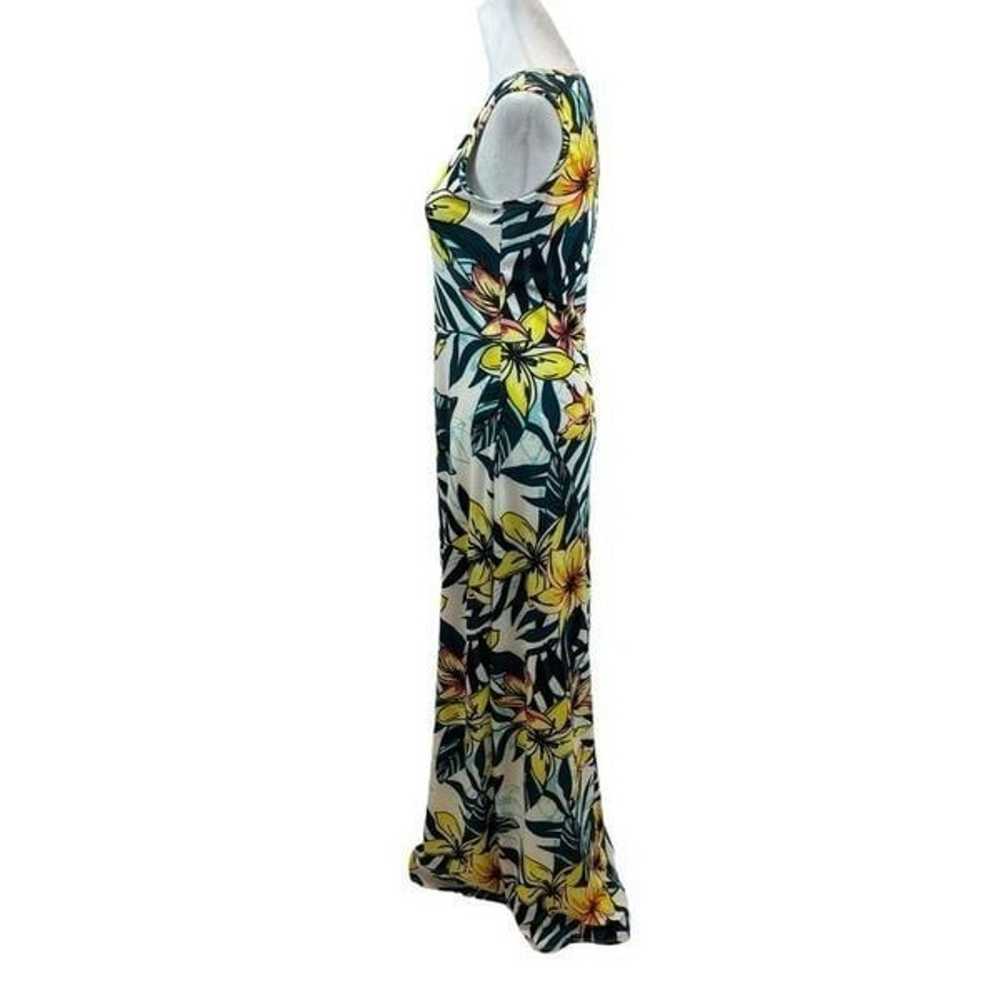 Ladies LulaRoe Dani Dress in Tropical Floral Prin… - image 4