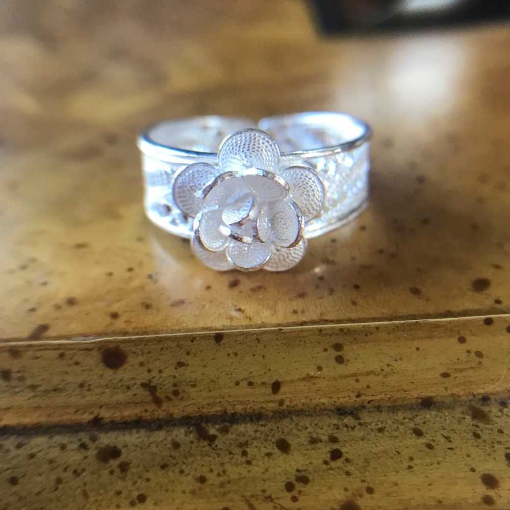 Sterling Silver Floral Ring - image 1