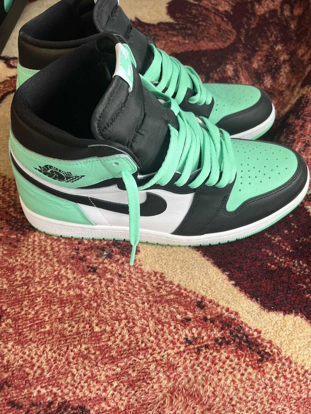 Jordan Brand × Nike Jordan 1 green glow - image 4