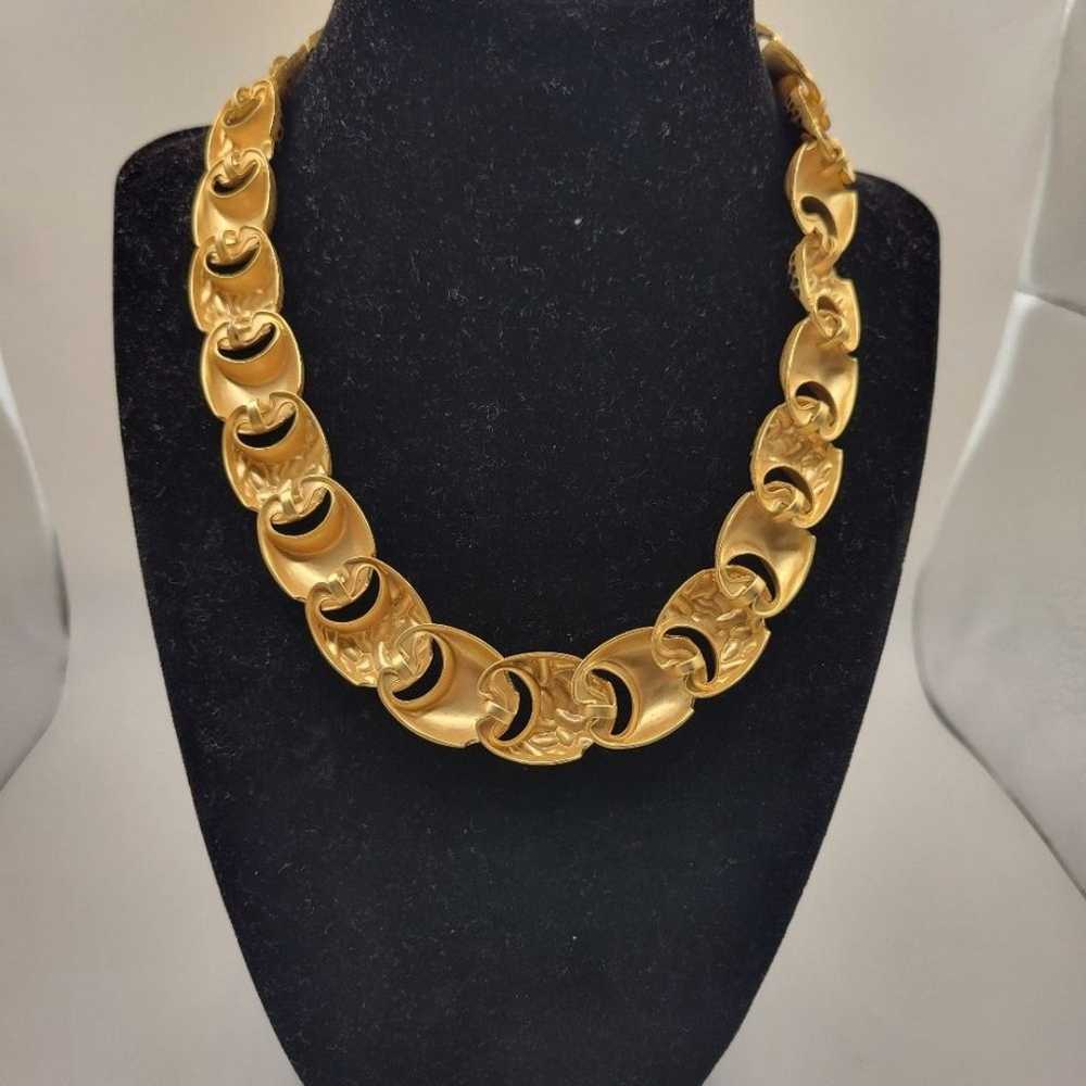 Vintage Gold tone Circle Thin Necklace - image 10