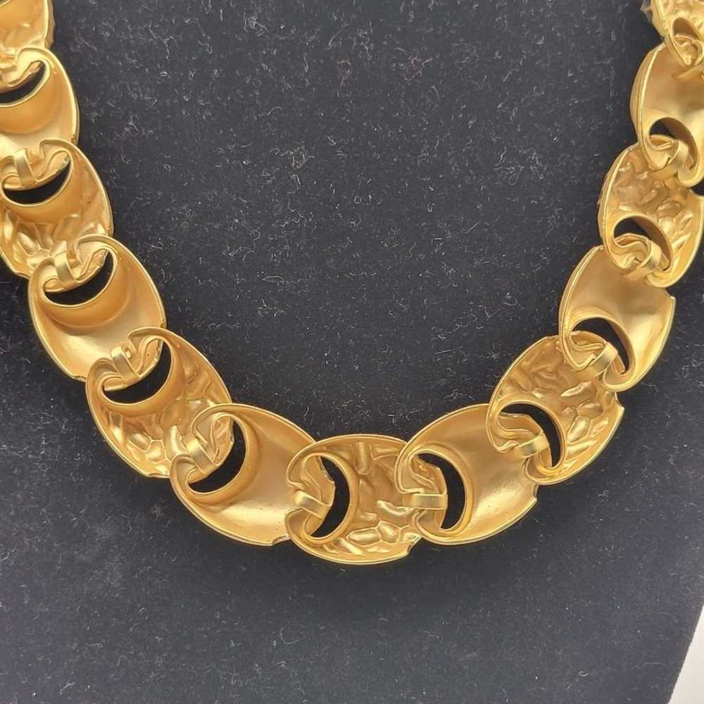 Vintage Gold tone Circle Thin Necklace - image 12